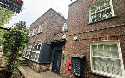 High Road, Whetstone, N20
